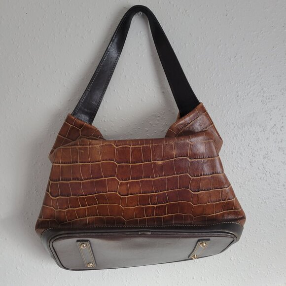 Dooney and Bourke Hand bag - Picture 2 of 4